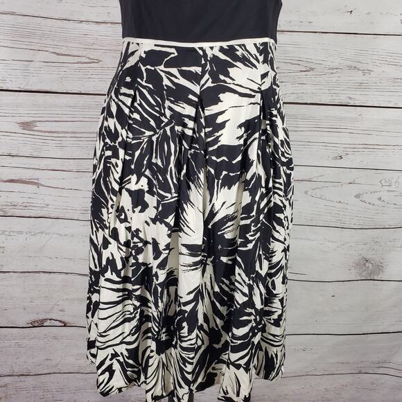 White House Black Market Women's 100%Silk Abstract Flower Dress Size 6 - Picture 5 of 10